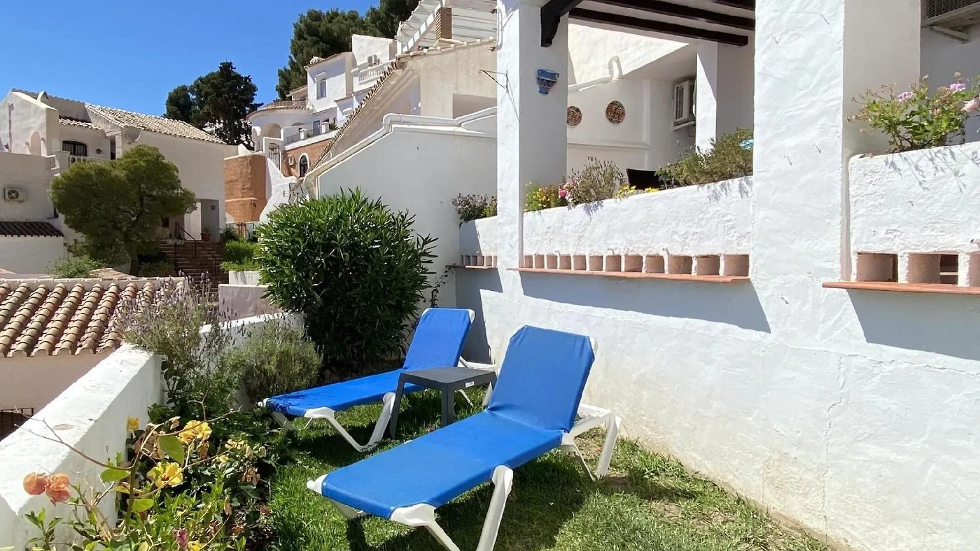 Apartment Ferienwohnung Fuer 4 Personen Ca 90 Qm In Nerja, Andalusien Costa Del Sol